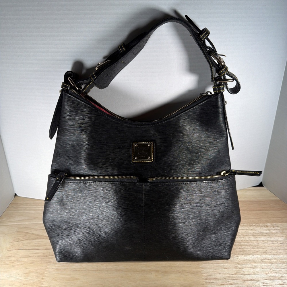 READ! Dooney & Bourke Black Leather Hobo Shoulder Bag Red Suede Interior Purse